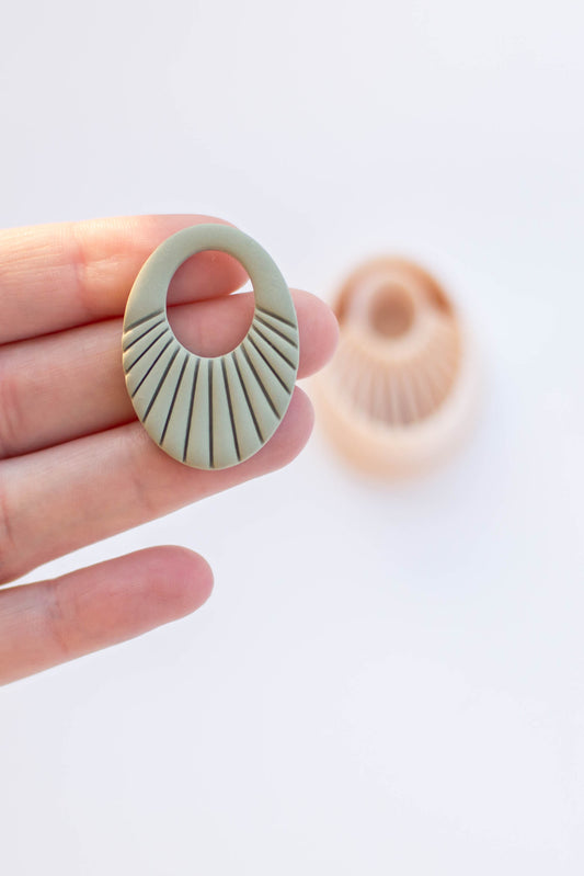 Lined Oval Clay Cutter