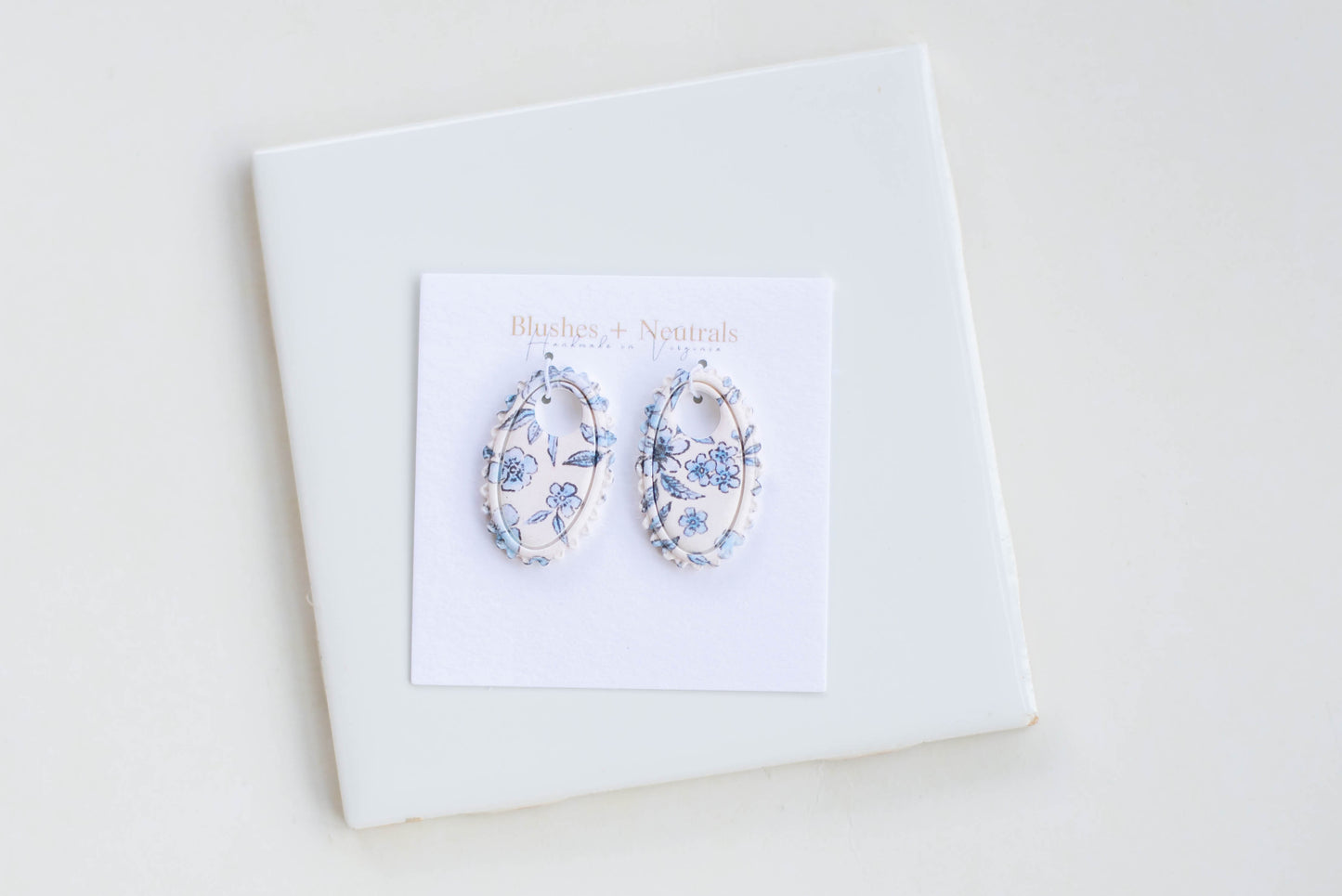 Charleston Oval in Blue Floral
