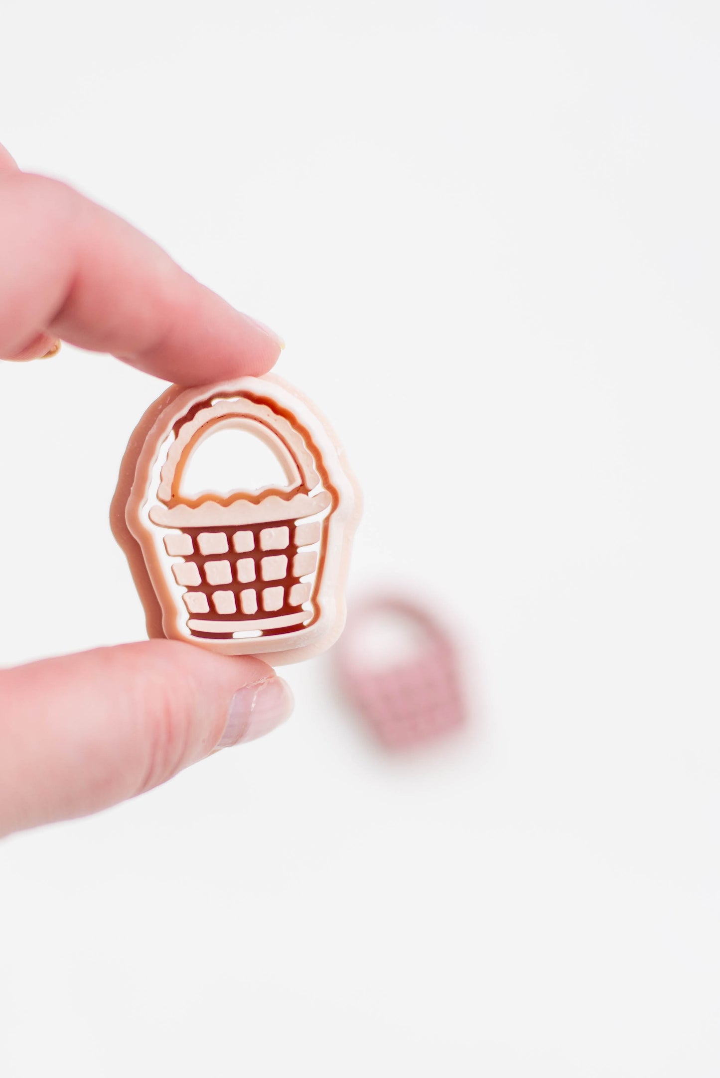 Scalloped Basket Cutter