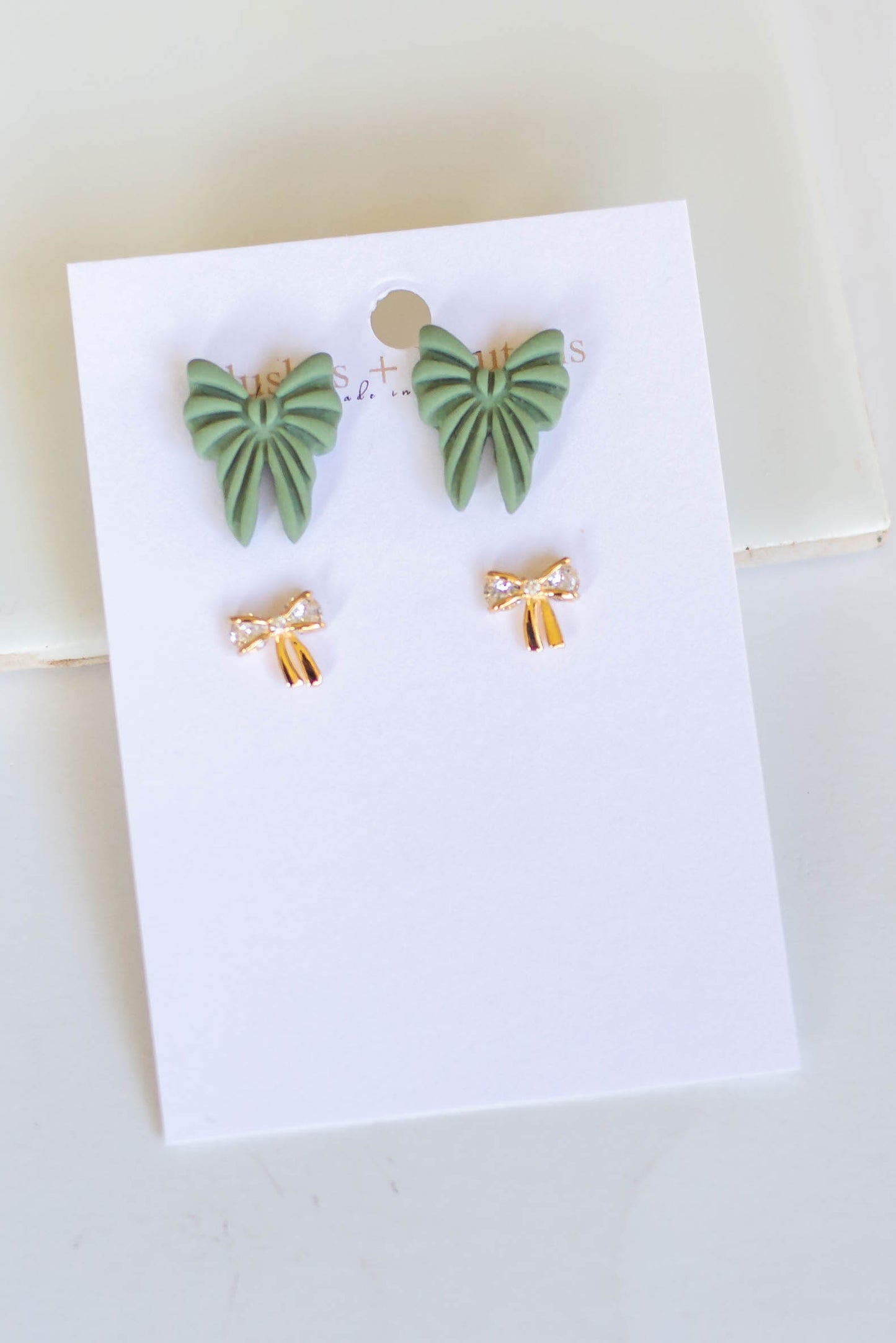 Bow Stud Pack
