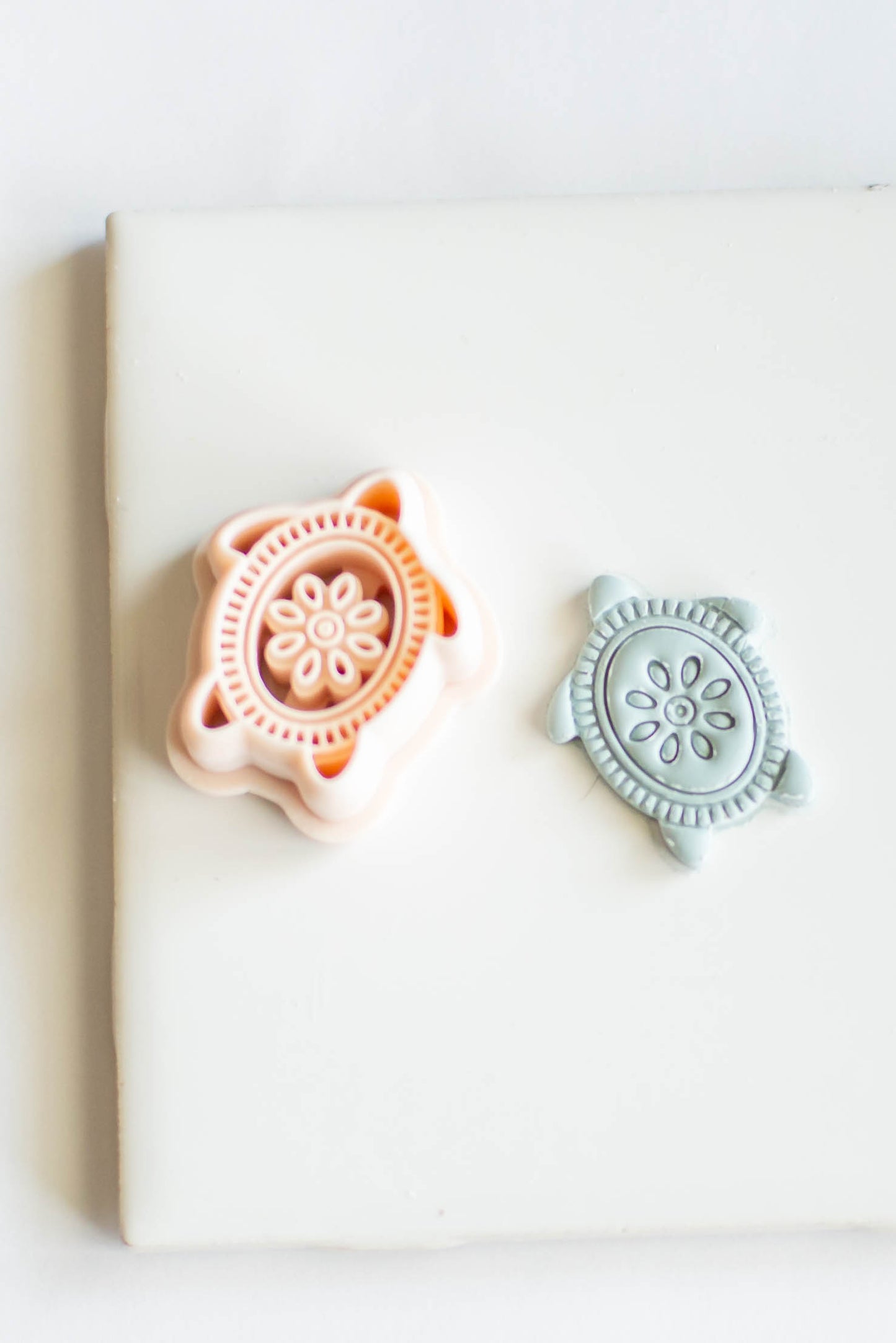 Floral Sea Turtle Cutter
