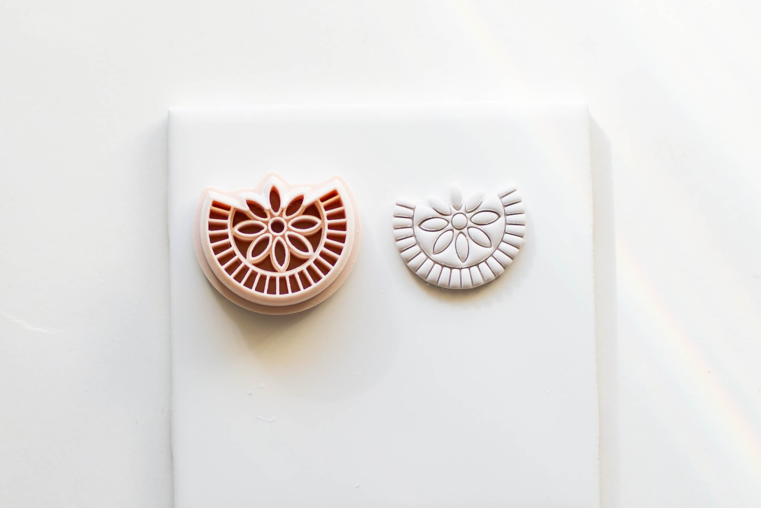 Fringe Ribbon Cutter Floral Fringe Embossing Cutter – Blushes and Neutrals