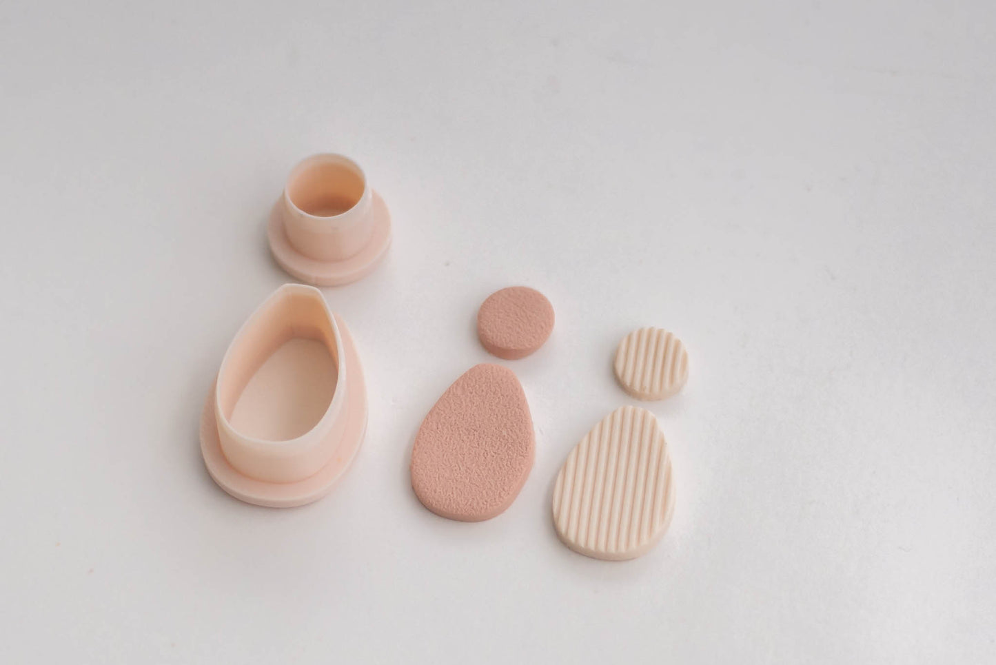 Simple Drop Clay Cutter