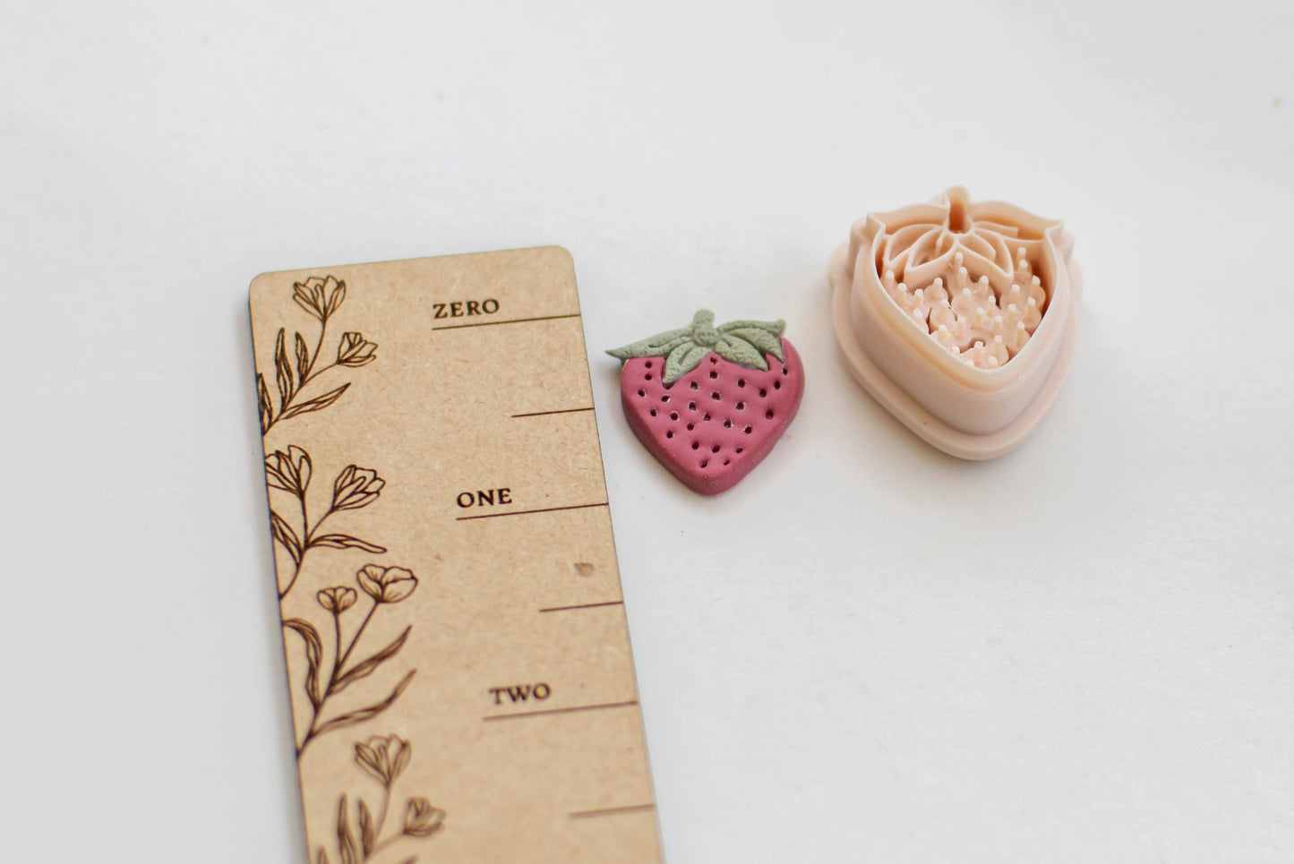 Strawberry Cutter