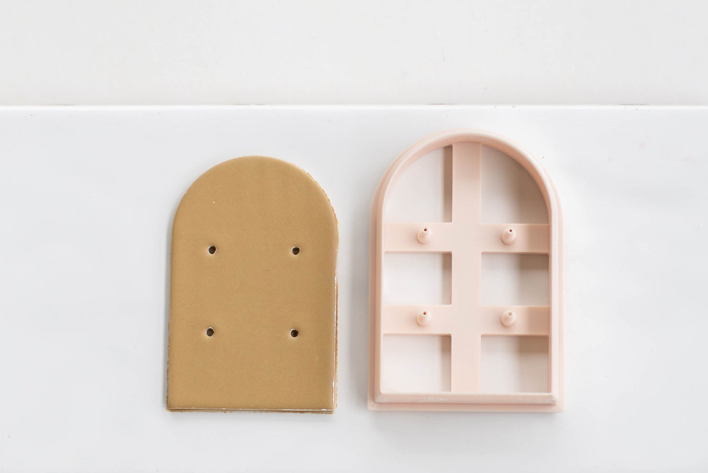Arch 2 Stud Earring Card Cutter