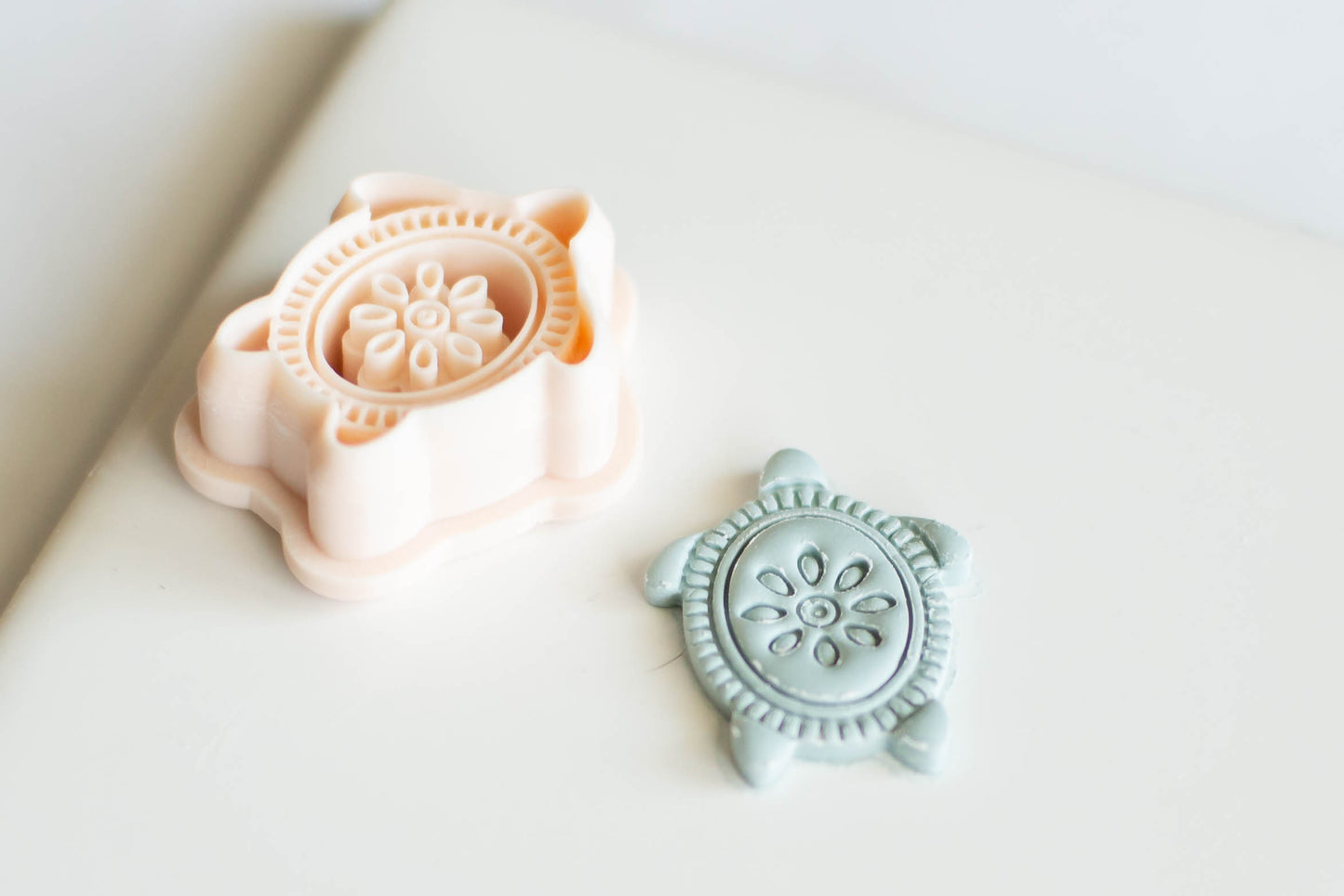 Floral Sea Turtle Cutter