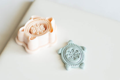 Floral Sea Turtle Cutter
