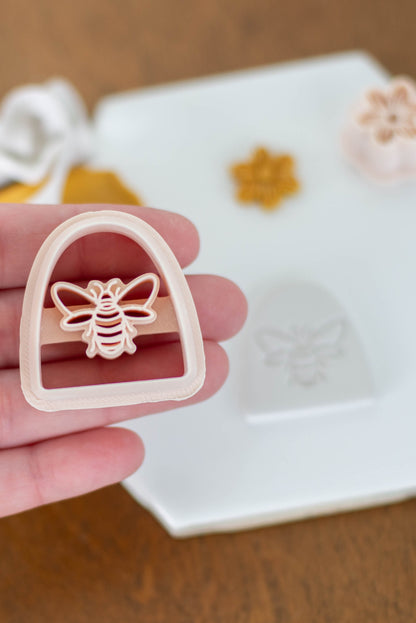 Bee and Flower Cutter Set